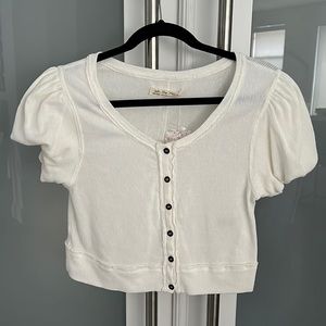 NWT Free People puff sleeve ribbed cream top. Size XS.